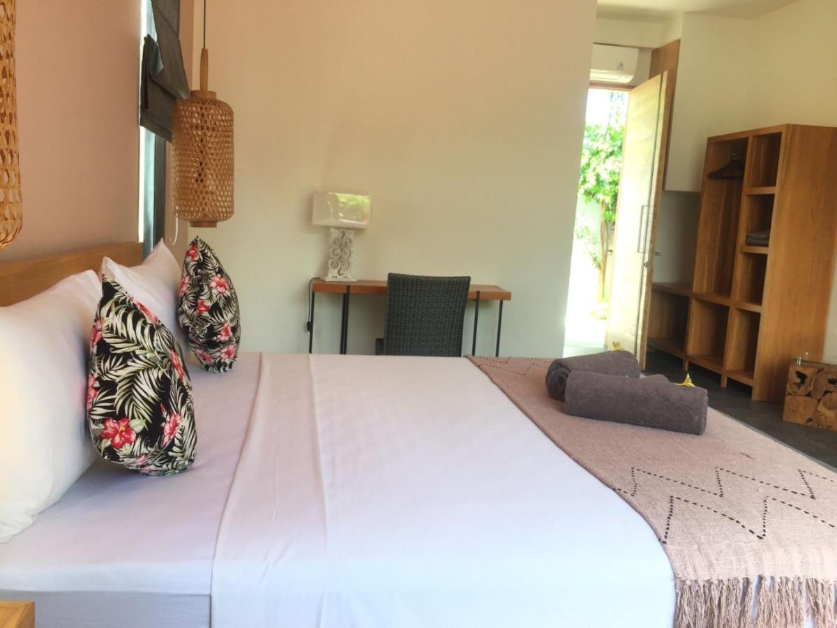 Le Chien Rouge Hotel Lovina Kültér fotó