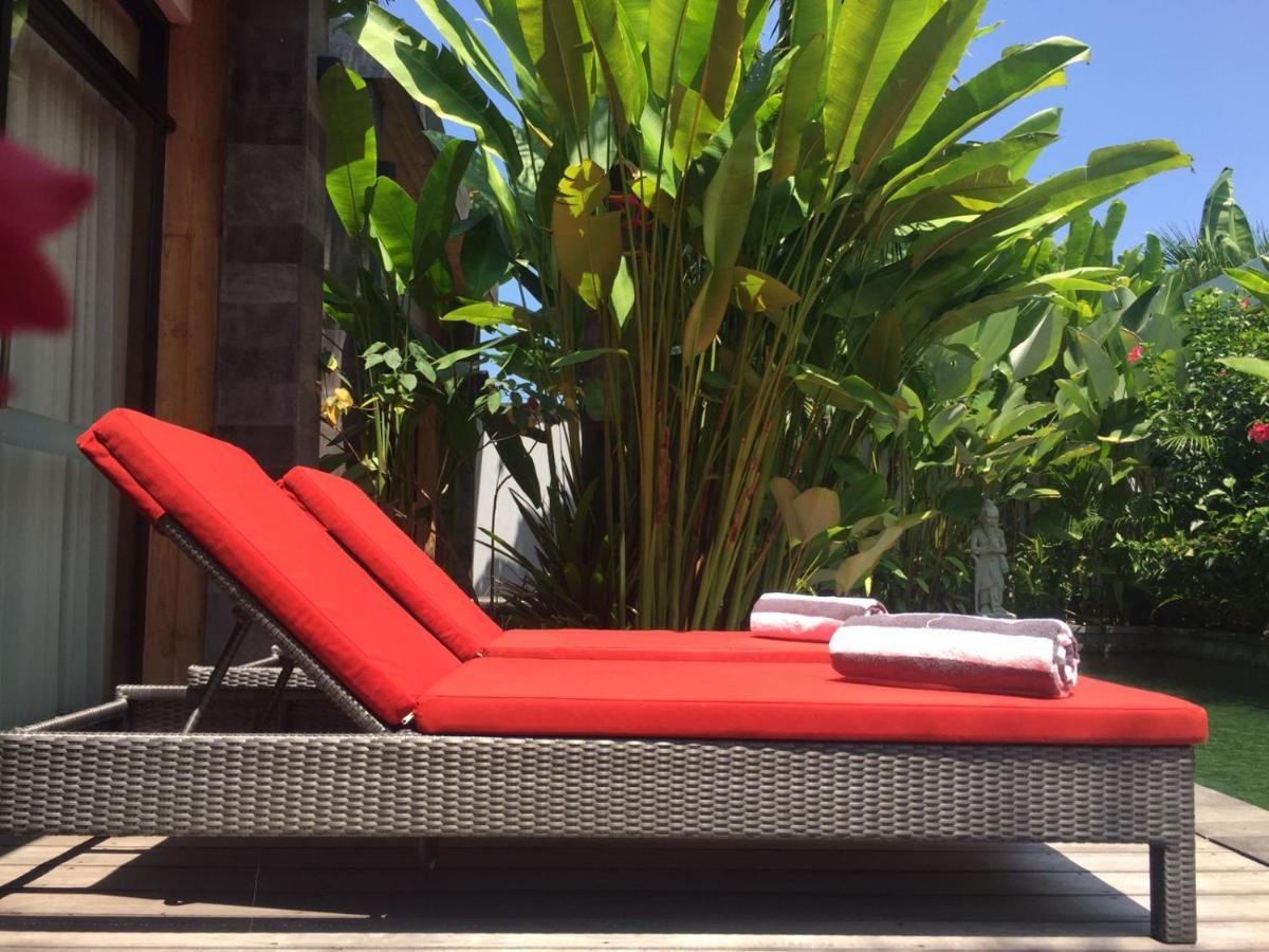 Le Chien Rouge Hotel Lovina Kültér fotó