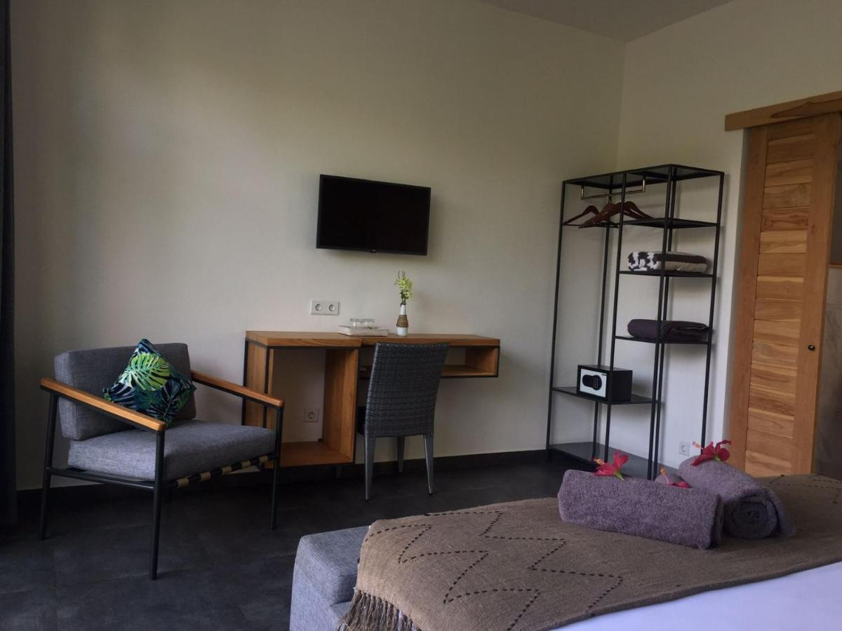 Le Chien Rouge Hotel Lovina Kültér fotó